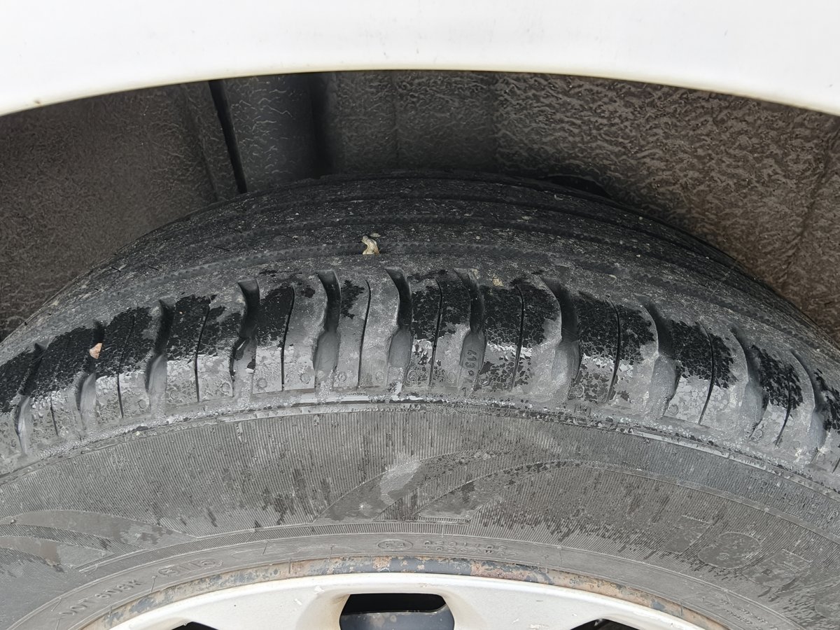 ZKB-393 Pakettiauto Ford FIESTA 1.2, Autoset Finland Oy konkurssipesä