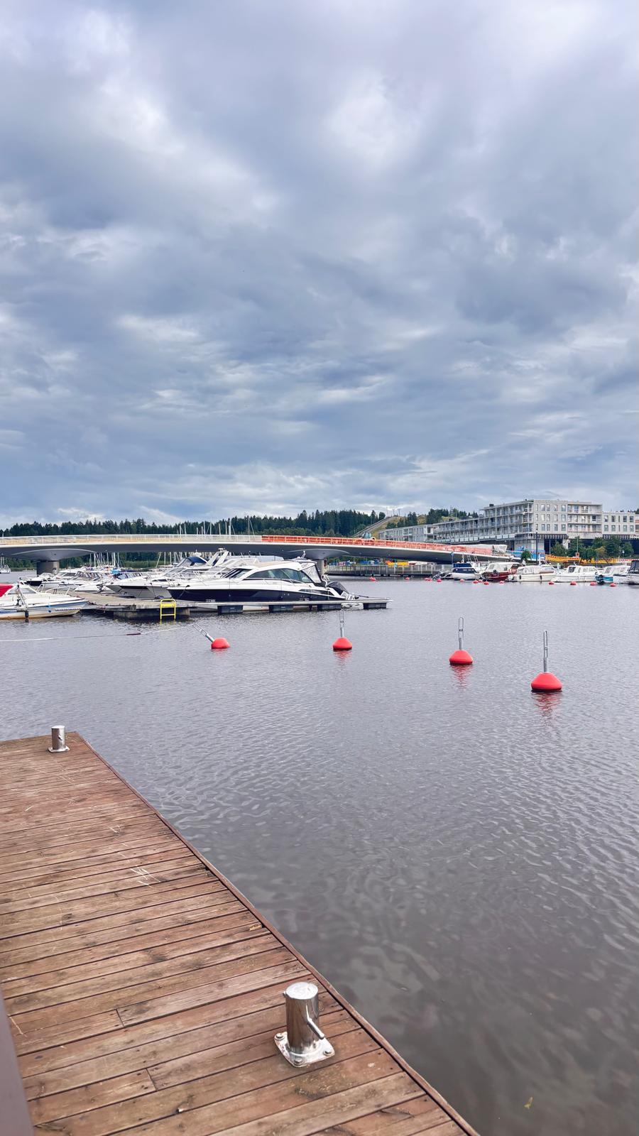 Myydään vuokraoikeus noin 12m2 liikehuoneistoon
