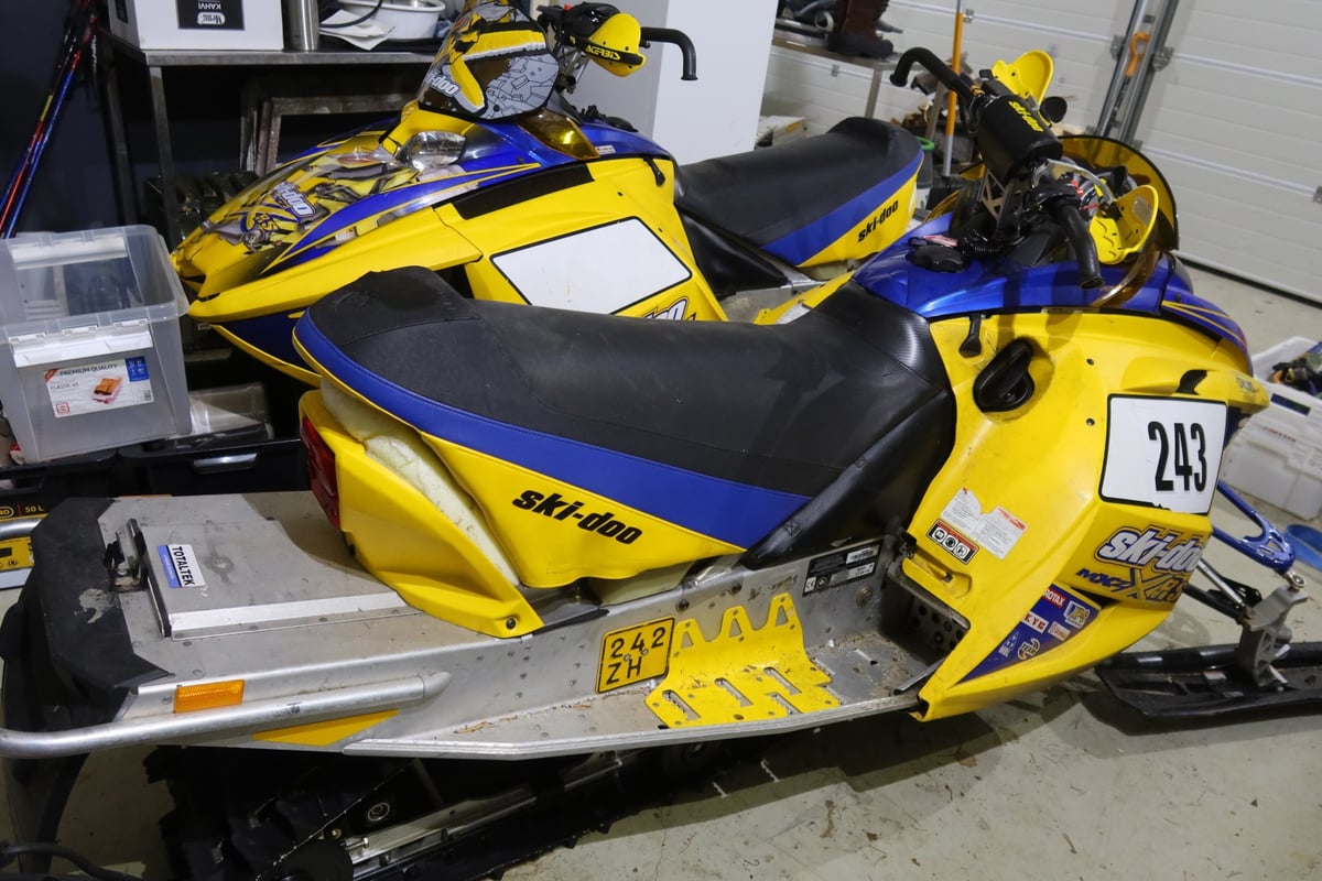 Ski-Doo MXZ 594, 242-ZH, Ruka Holdings Ltd Oy konkurssipesä