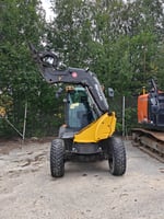 MECALAC AS900, -19 PYÖRÄKUORMAAJA, KÄÄNTYVÄ PUOMI (993-EAV)