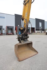 JCB JS130 HD, -04 KAIVINKONE