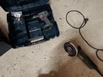 Moottorisaha, Bosch akkukoneita 4kpl, Senco naulain, Metabo hiomakone, Savon Purkutyö Oy konkurssipesä