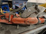 Husqvarna paalusahat 2 kpl, 2 kpl suodattimia, Milwaukee piikkauskone, Savon Purkutyö Oy konkurssipesä