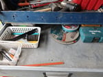 Erä erilaisia työkaluja, Dewalt ja Milwaukee, Salaiset Ojat Oy konkurssipesä