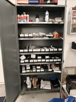 Peltikaappi sisältöineen, Boat Store Finland Oy konkurssipesä