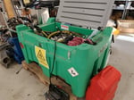 Polttoainesäiliö täyttöletkulla ja pumpulla, Boat Store Finland Oy konkurssipesä