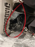 Rullakko ja lava pakattu erilaisia venemyymälätuotteita, Boat Store Finland Oy konkurssipesä