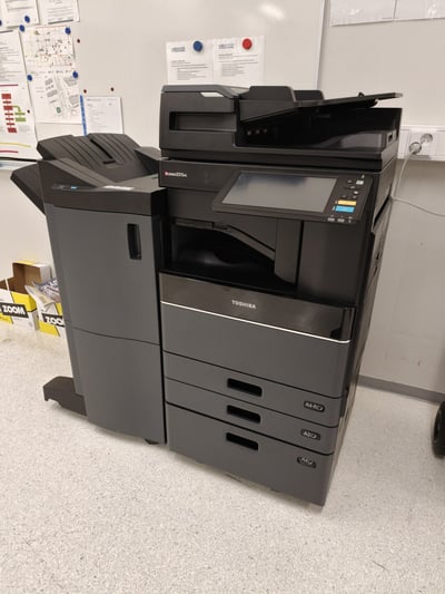 Toshiba e-Studio 2515AC kopiokone, LabMaster Oy konkurssipesä
