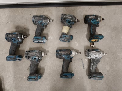Makita akkukoneita 7 kpl, Woodio Oy konkurssipesä